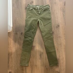 Old navy olive green rockstar skinny jeans